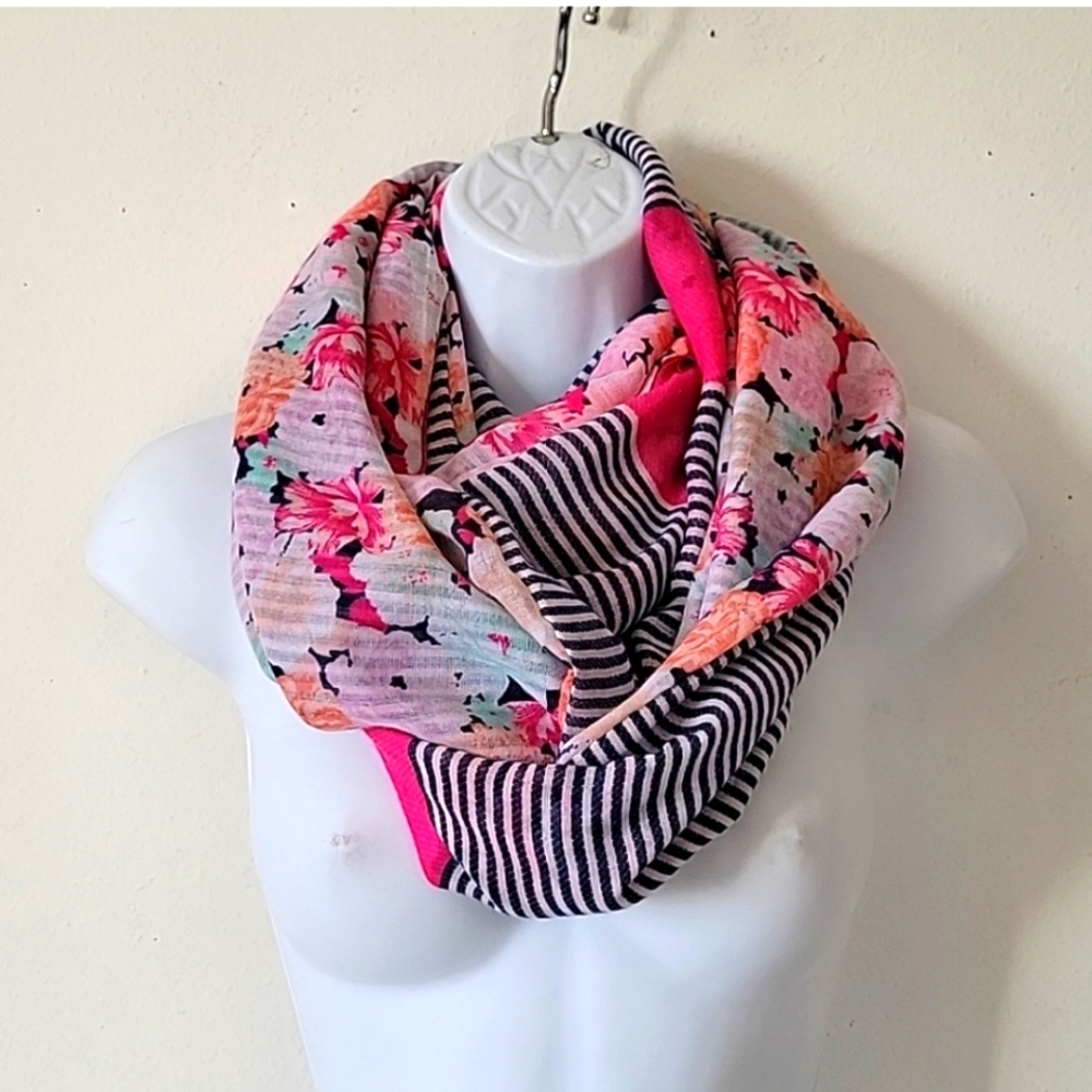 GUC old navy reversible semi sheer floral and striped square infinity scarf
